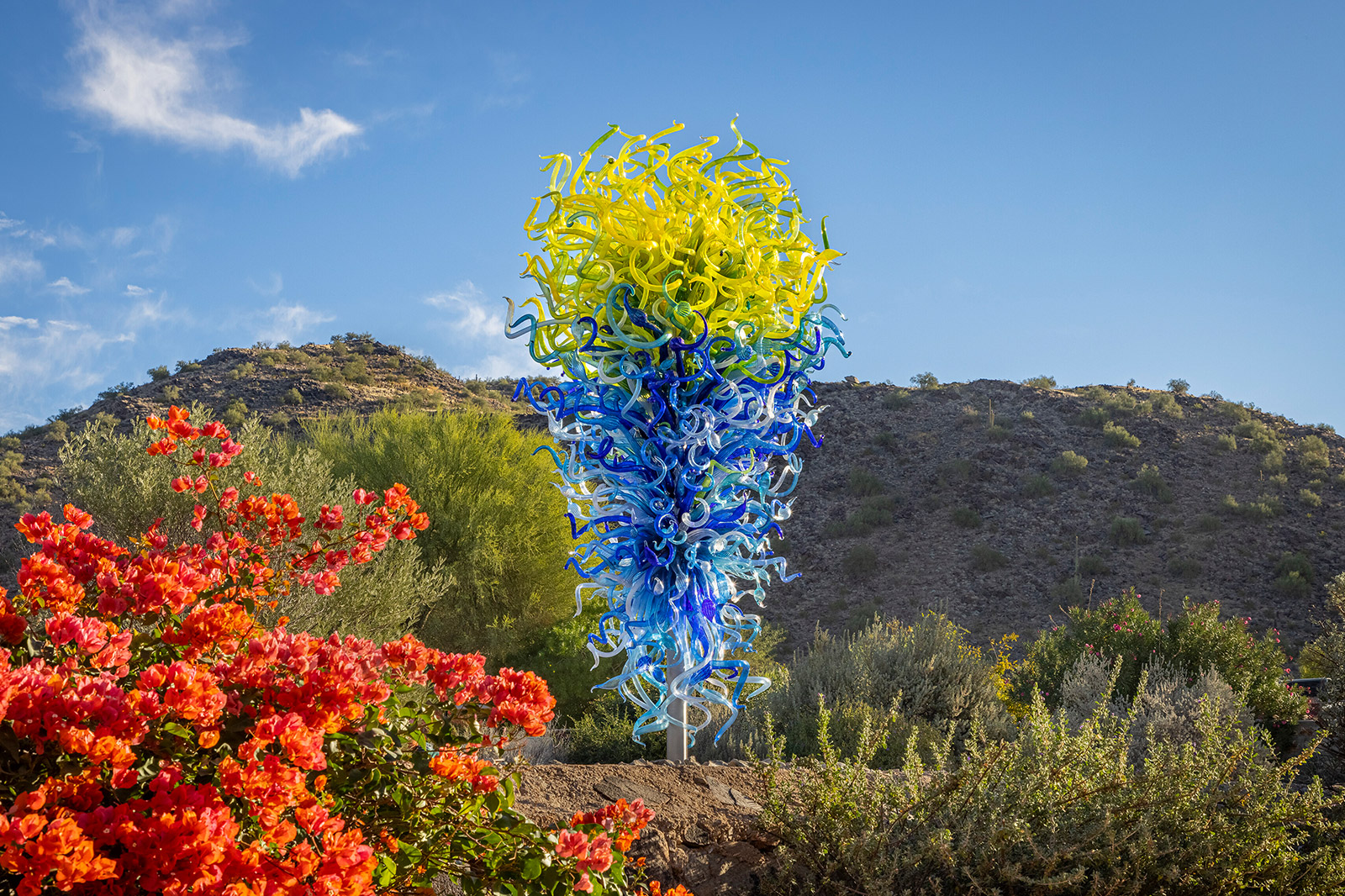 Marine Blue and Citron Tower, 2021, Dale Chihuly