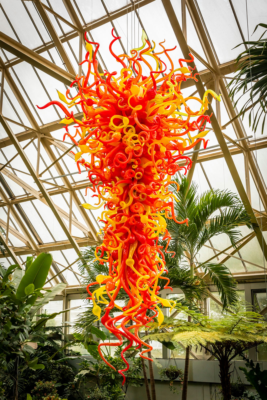 Sunset Chandelier by Dale Chihuly