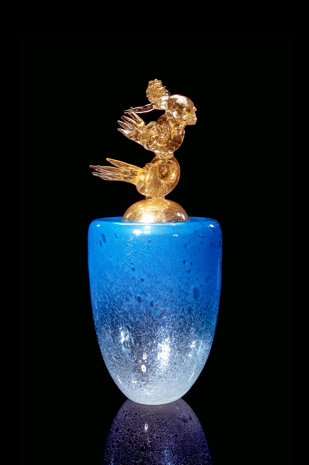 Dale Chihuly, Putto Basking with Nautilus on Ice Blue Vessel, 1999