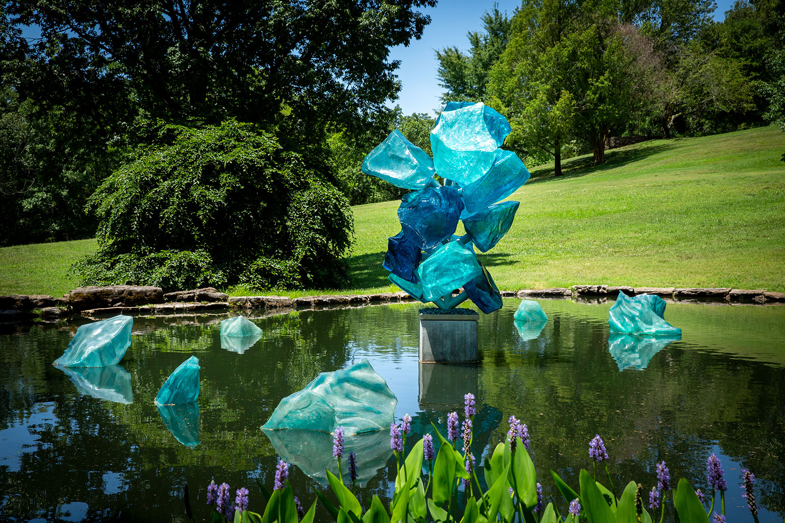 Blue Polyvitro Crystals (2006) by Dale Chihuly