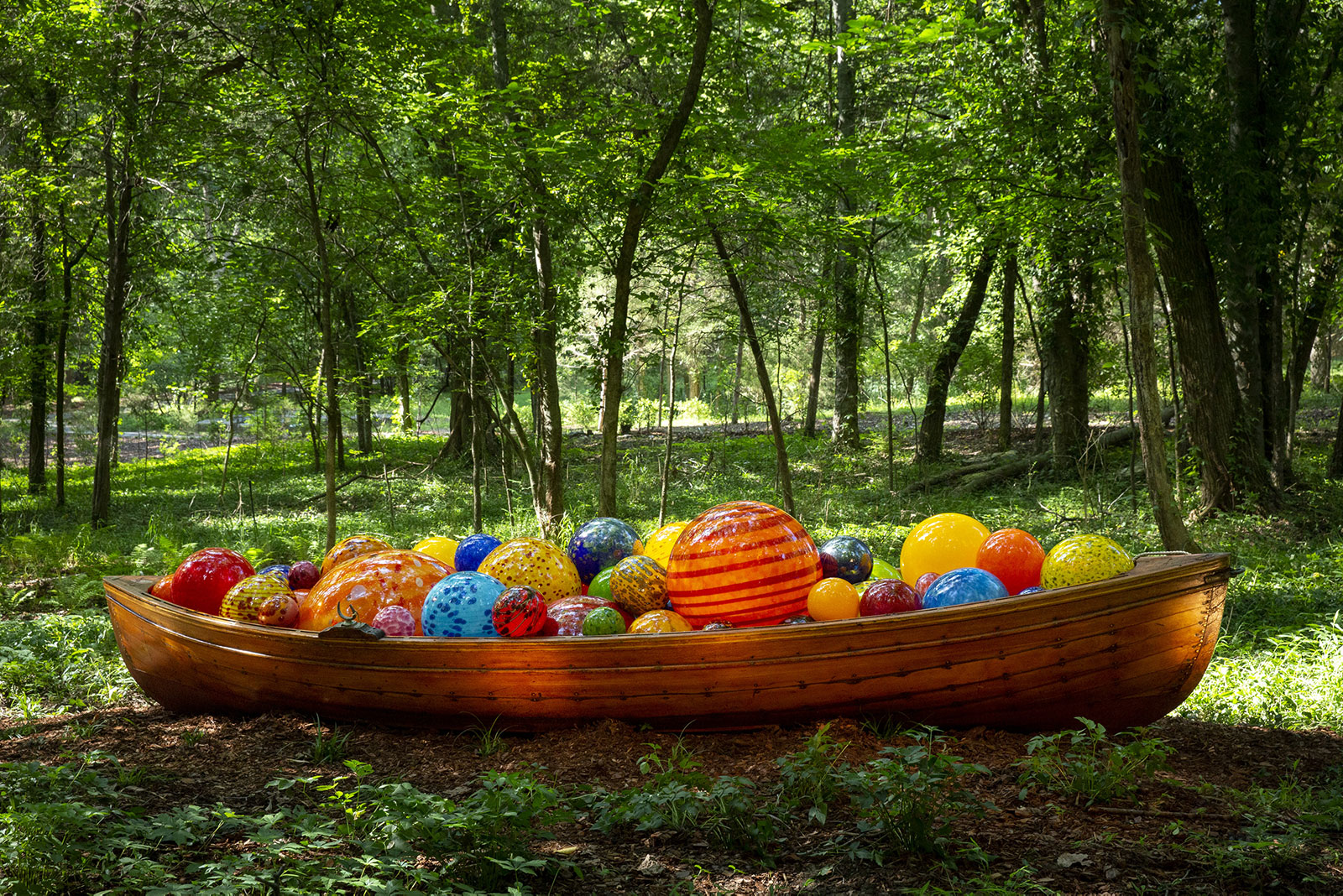 Float Boat (2019) by Dale Chihuly