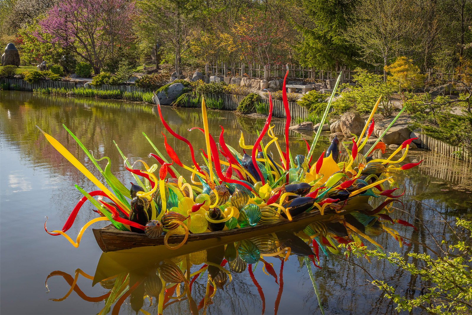 Dale Chihuly, Fiori Boat, 2014