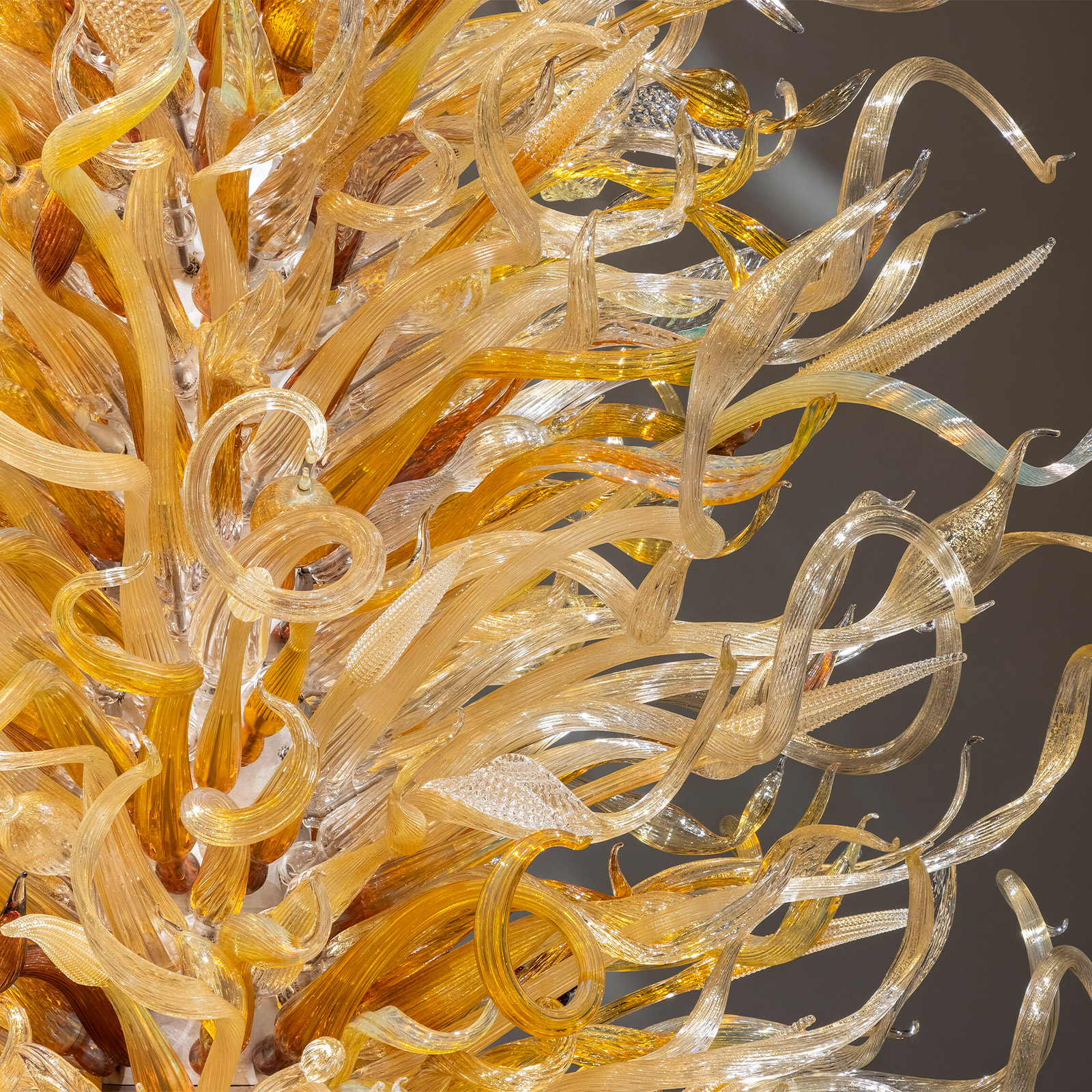 Dale Chihuly, Gold Tower (detail), 2025