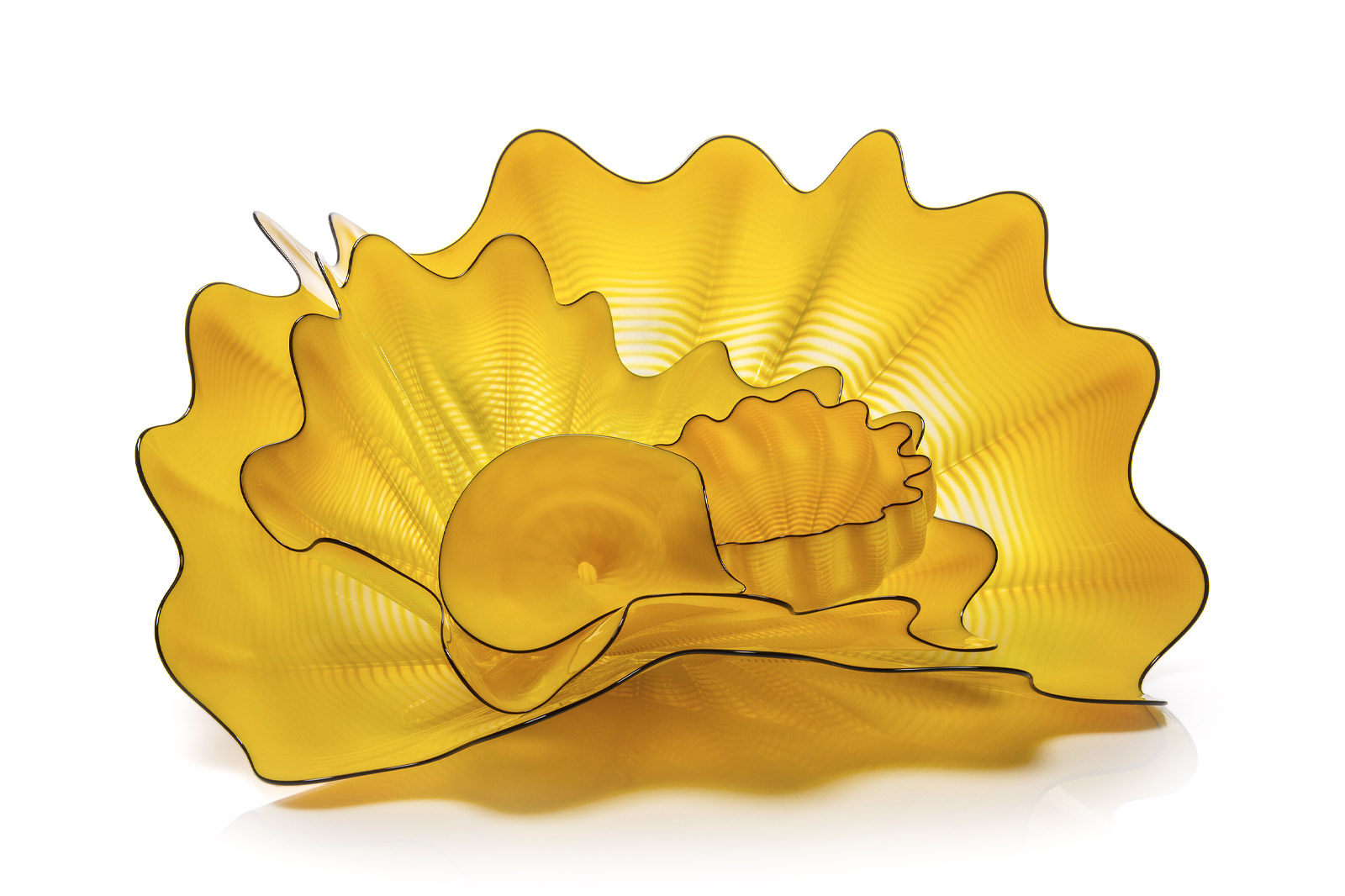 Dale Chihuly, King's Yellow Persian Set with Onyx Lip Wraps, 2014