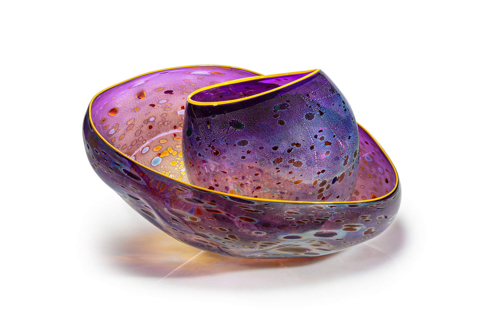 Dale Chihuly, Magenta Basket Set with Yellow Lip Wraps, 1995