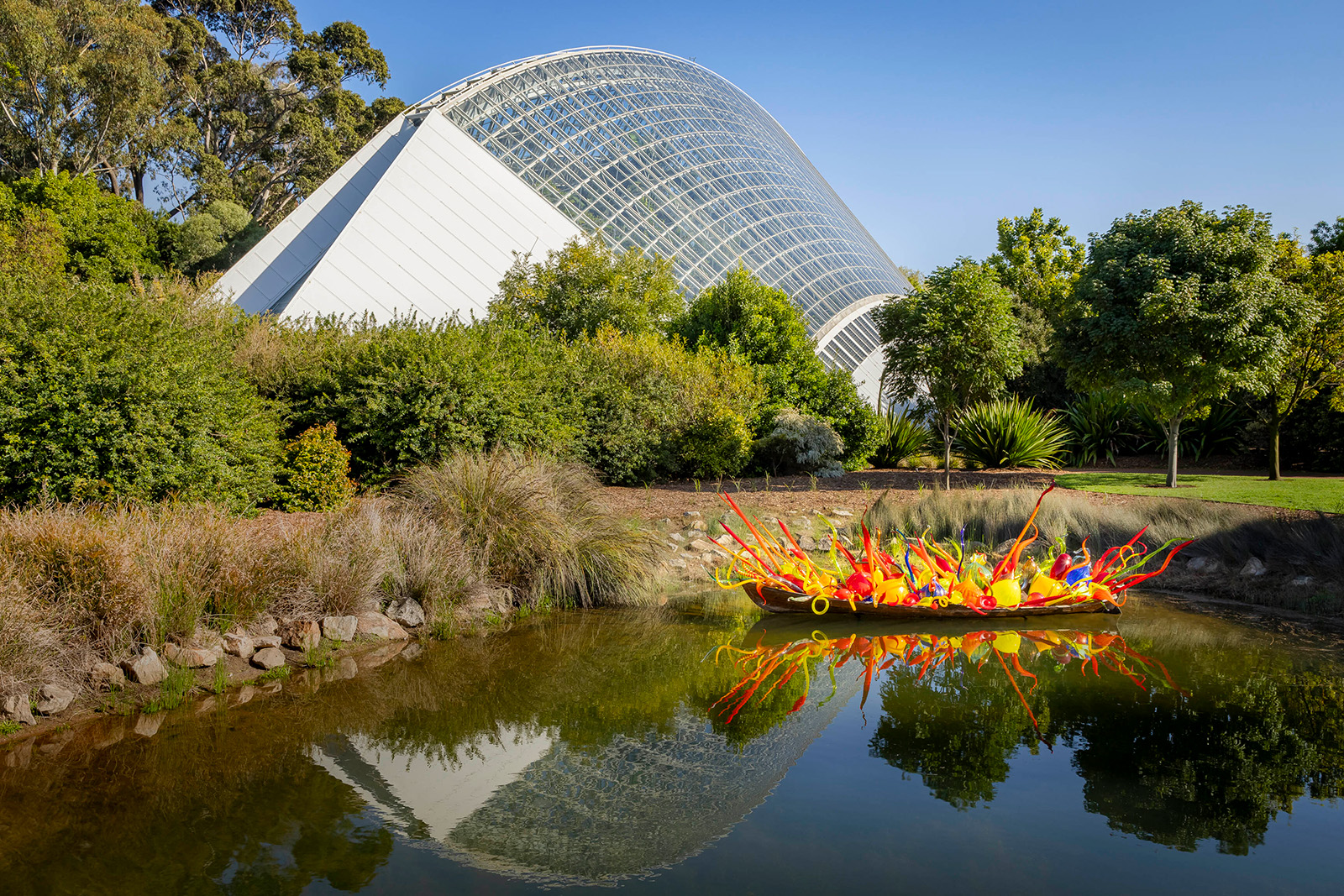 Fiori Boat, 2018 by Dale Chihuly