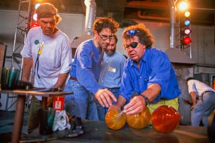Unto Suominen, Joseph Rossano, hotshop team member, and Chihuly, Nuutajärvi, Finland, 1995
