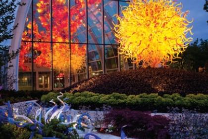 Chihuly Outside